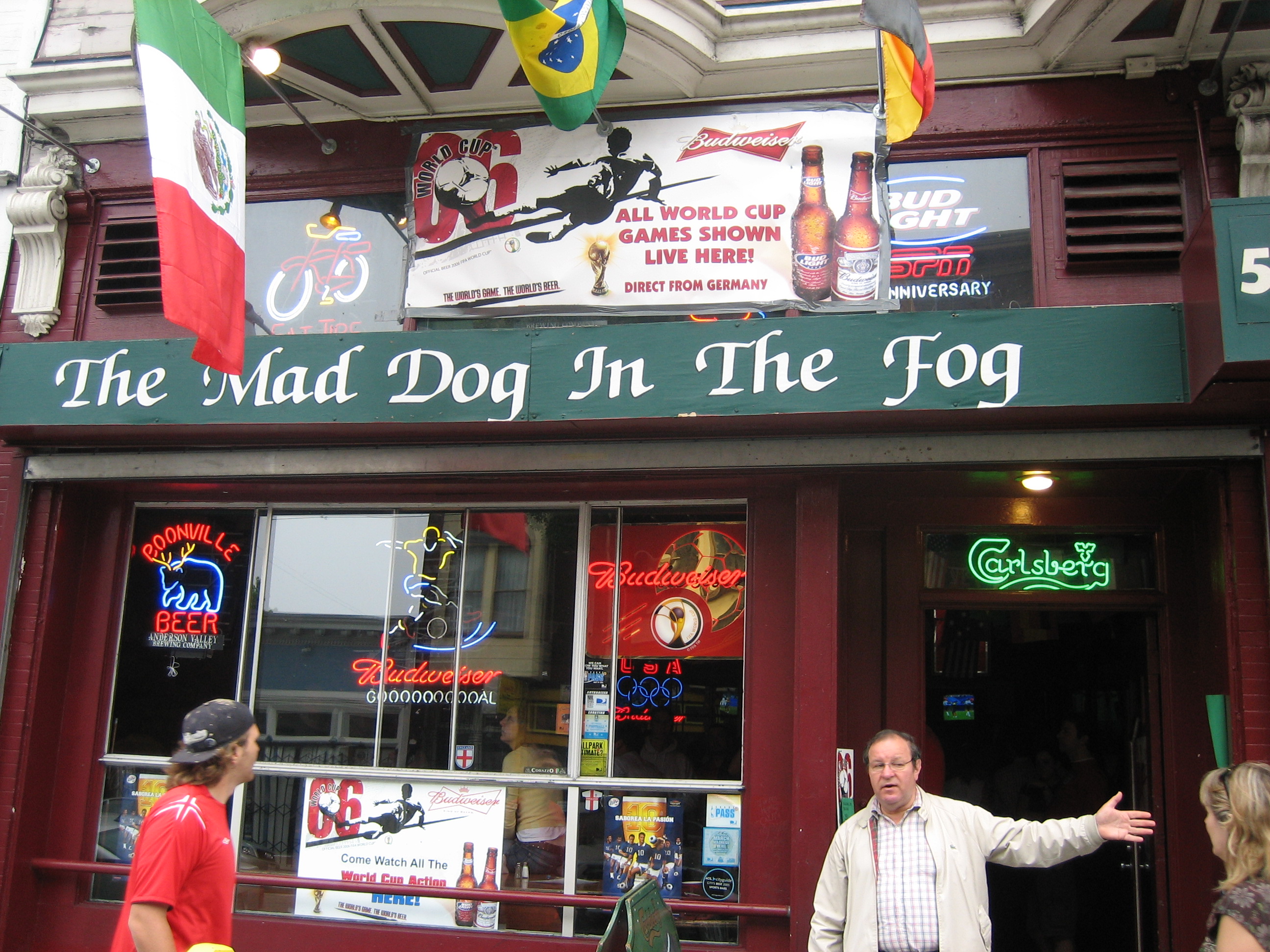 Mad Dog in the Fog Bar Haight